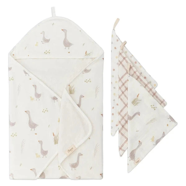 Goose Hooded Towel & Washcloth Set