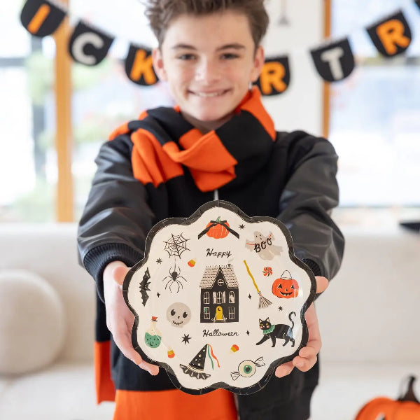 Spooky Icons 9" Plates