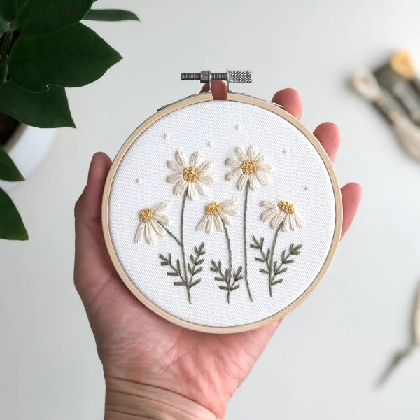 Daisies Embroidery Kit