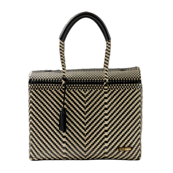 Jumbo Closed Basket in Black/Beige Arrows