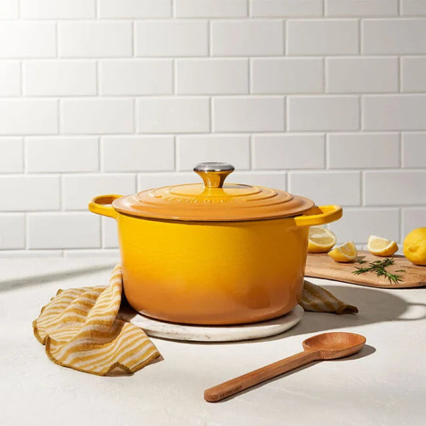 Signature Deep Round Oven 6.5Qt- Nectar