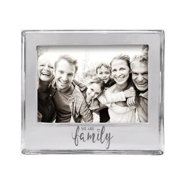 We Are Family 5x7 Signature Frame