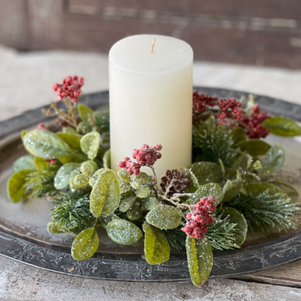 Icy Laurel Berry Fir Candle Ring