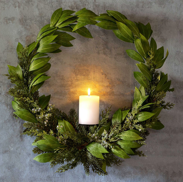 Bayleaf and Juniper Wreath with Candle Plate