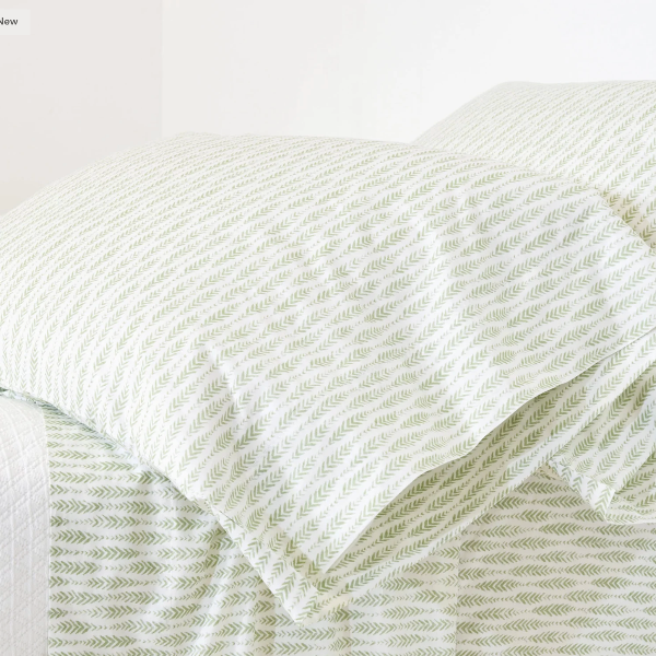 Feather Ogee Sage Bedding