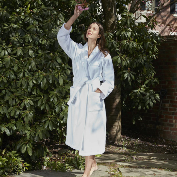 Milagro White Bath Robe