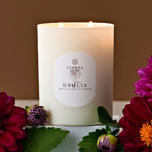 Dahlia 2-Wick Candle