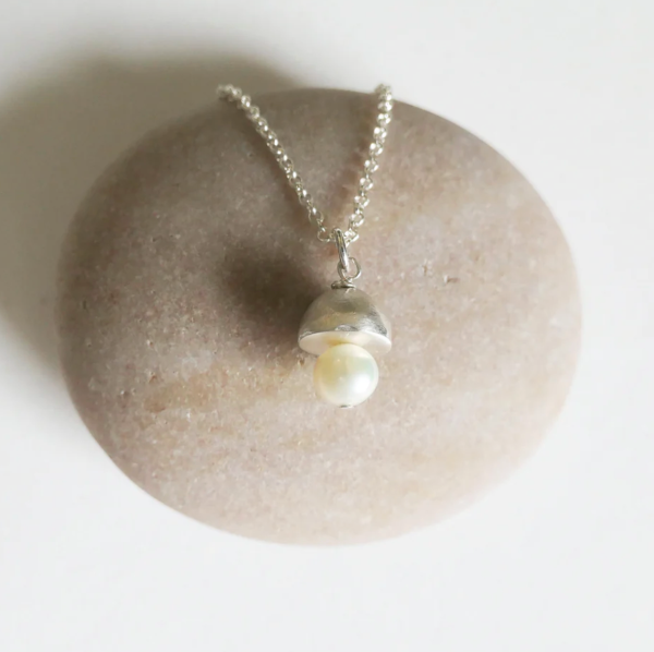 Dome Necklace w/ White Pearl