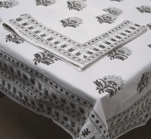 Agra Moss Tablecloth, 60" x 90"