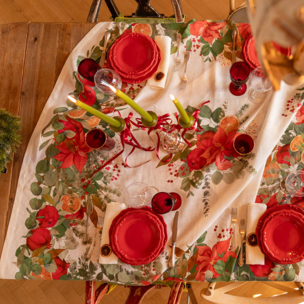 Garland Glee Tablecloth