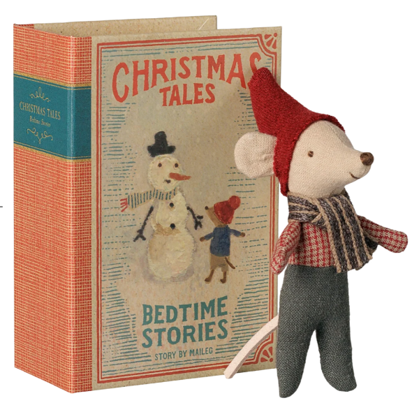 Christmas mouse, Baby in book