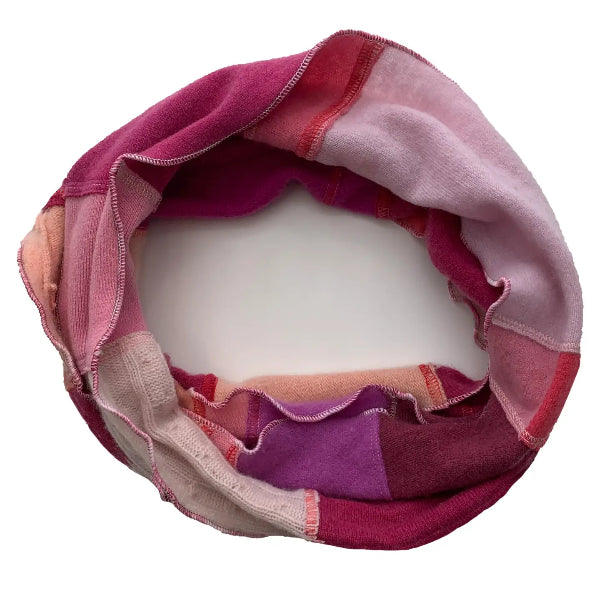 Handmade Cashmere Infinity Scarf: Pinks