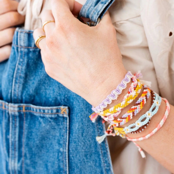 Friendship Bracelet Kit