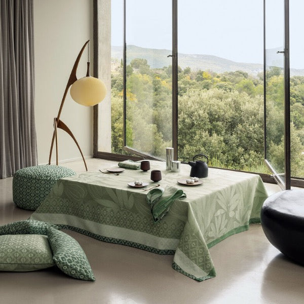 Nature Sauvage Green Table Linens