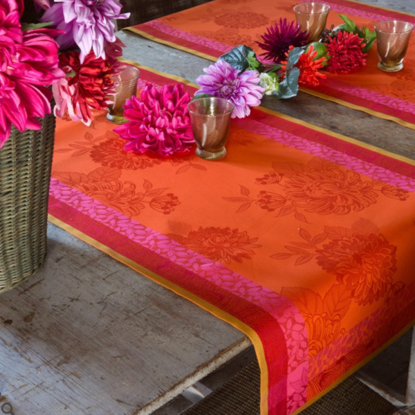 Parfums de Bagatelle Nasturtium Table Linens