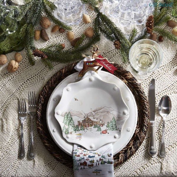 Berry & Thread North Pole Scalloped Dessert/Salad Plates Set/4