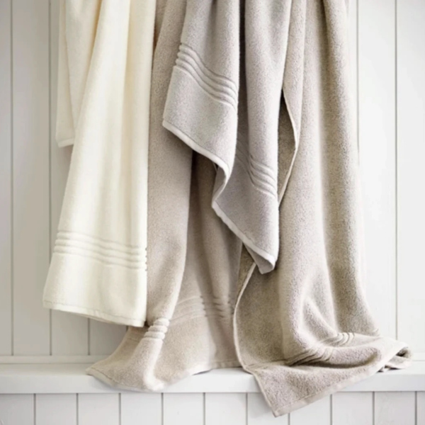 Chelsea Ivory Bath Towel Collection